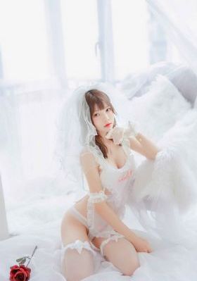 婷婷欧美五月_中英字幕1080