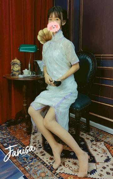 女人被啪呻吟aaa级毛片_高清免费观看视频