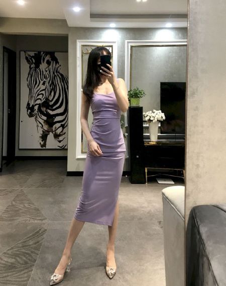欧美网纱上衣女_十万网红美女美酱