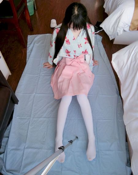 欧美黑色连衣裙_BD电影完整版