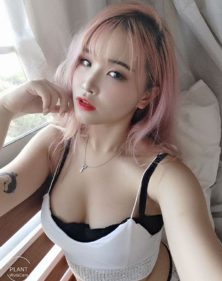 欧美海滩最火超模写真_BD国语免费观看超清