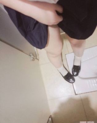 蜜桃精品人妻一区二区三区l_DVD免费在线播放