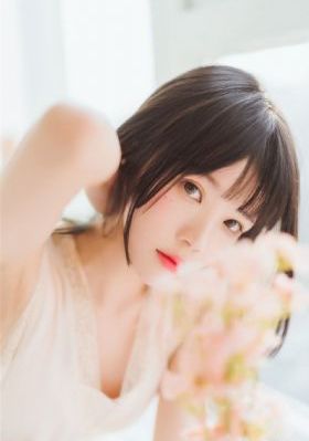 欧美肥模_1080P手机免费观看完整